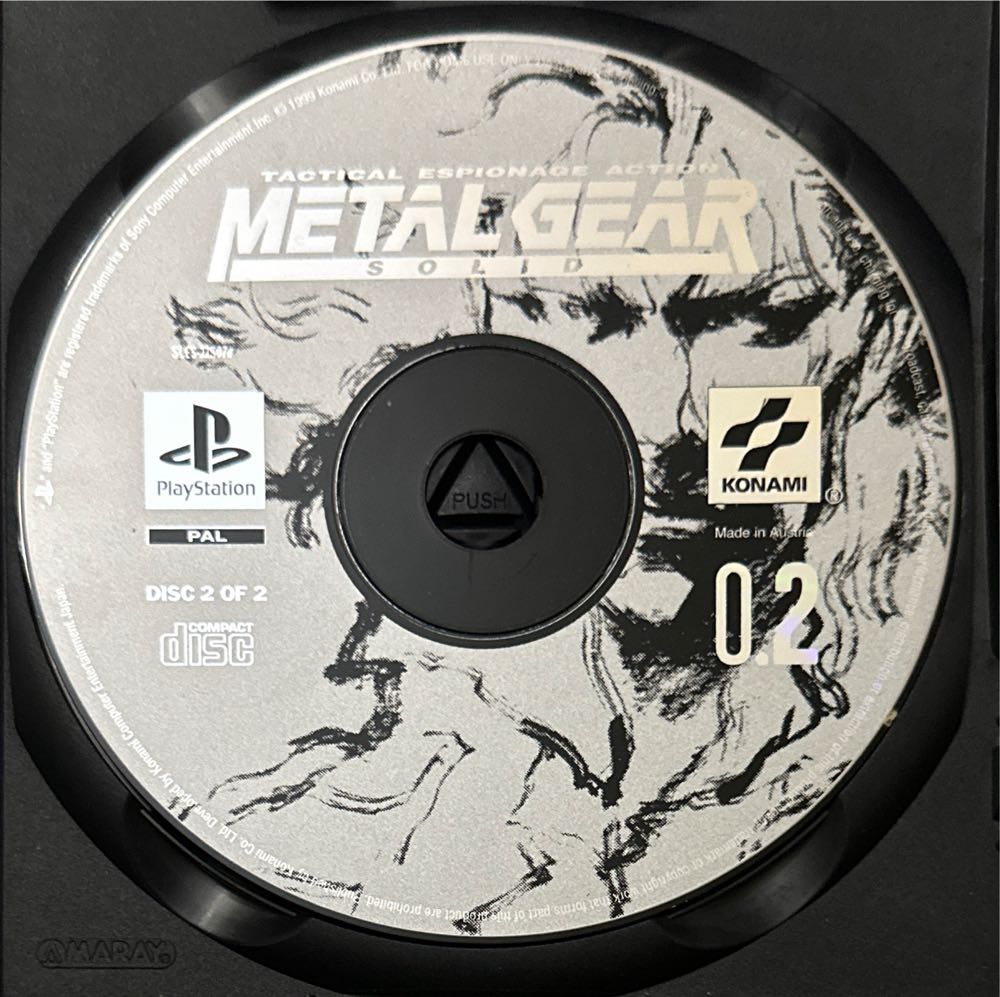 Metal Gear Solid - Sony PlayStation video game collectible - Main Image 3