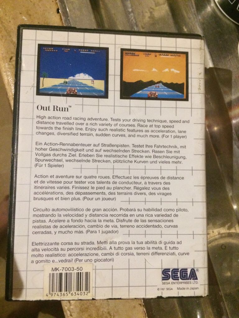 Out Run - Sega Master System (Sega - 1) video game collectible [Barcode 4974365634032] - Main Image 2