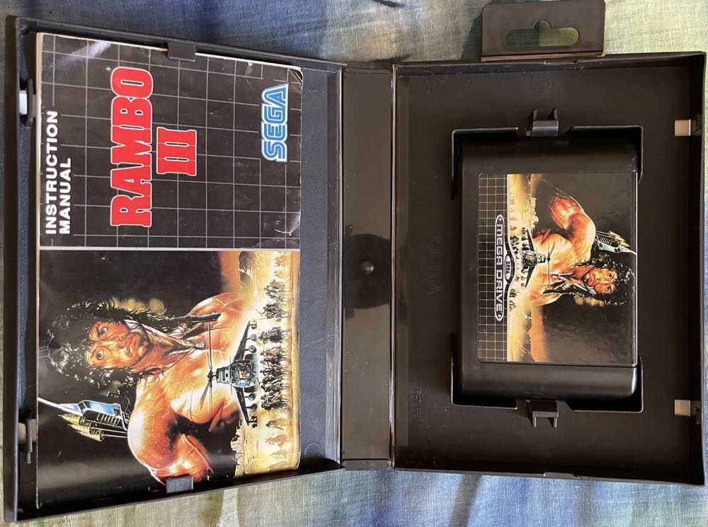 Rambo III - Sega Mega Drive (Boite Et Notice) video game collectible - Main Image 3