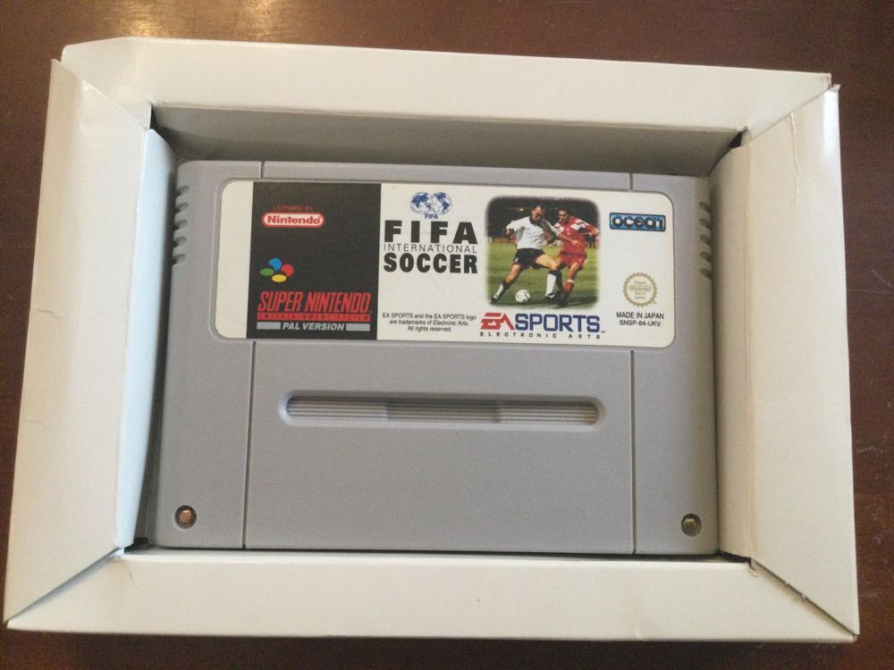 FIFA International Soccer - Nintendo Super Nintendo Entertainment System (SNES) (Ocean - 5) video game collectible [Barcode 5013156610660] - Main Image 3