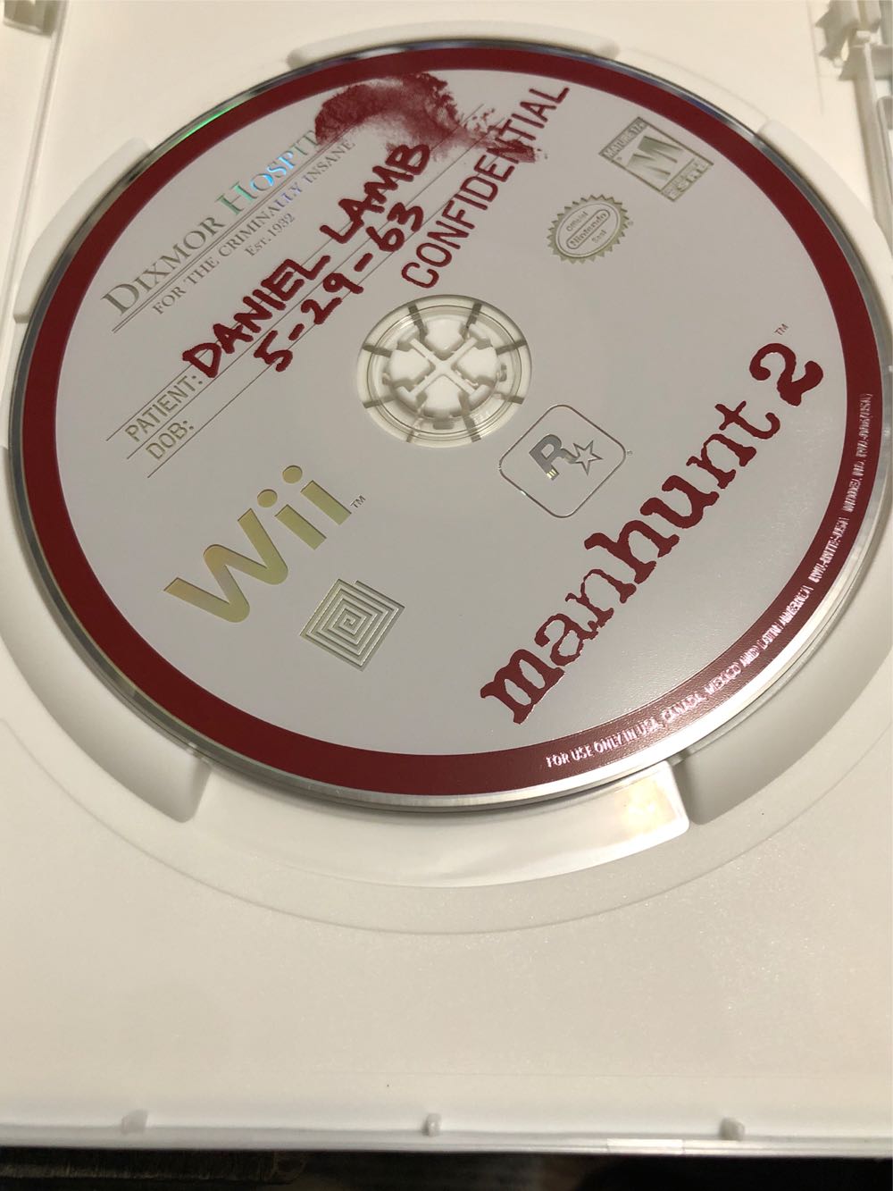 Manhunt 2 - Nintendo Wii (Rockstar Games - 1) video game collectible [Barcode 710425341632] - Main Image 4