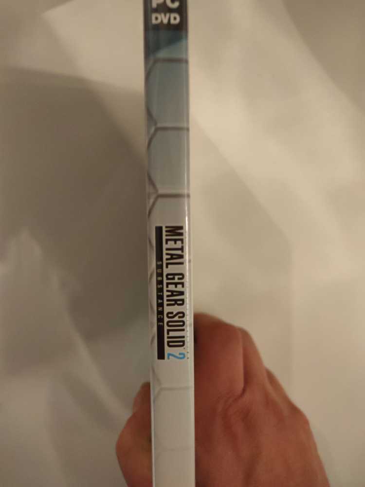 Metal Gear Solid 2 - Substance - PC (Konami) video game collectible [Barcode 4012927070147] - Main Image 3