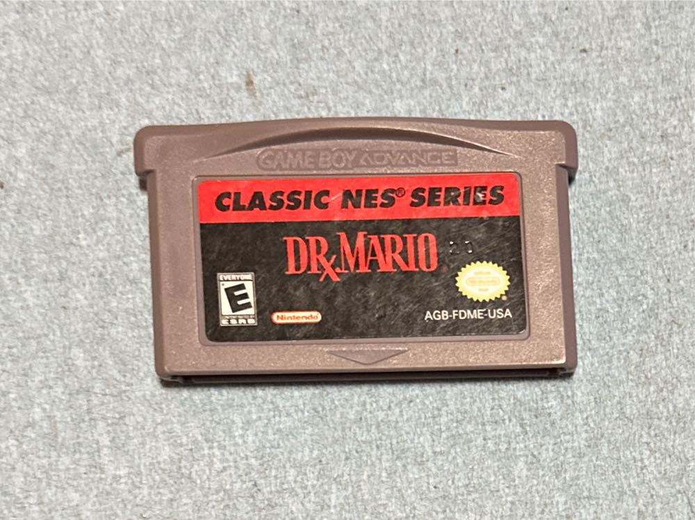 Dr. Mario - Nintendo Game Boy Advance (GBA) video game collectible - Main Image 3
