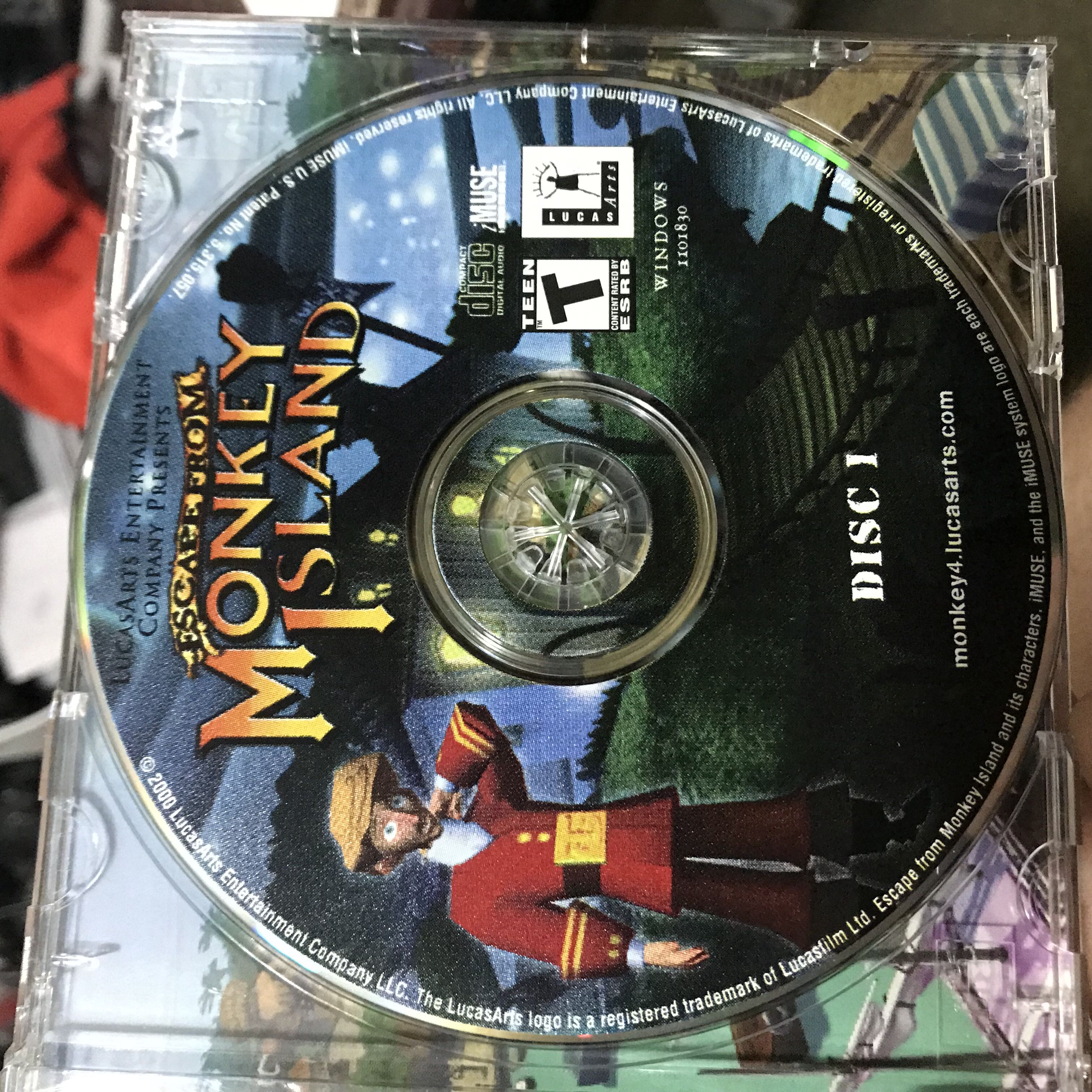 Escape From Monkey Island - PC video game collectible [Barcode 023272004132] - Main Image 3
