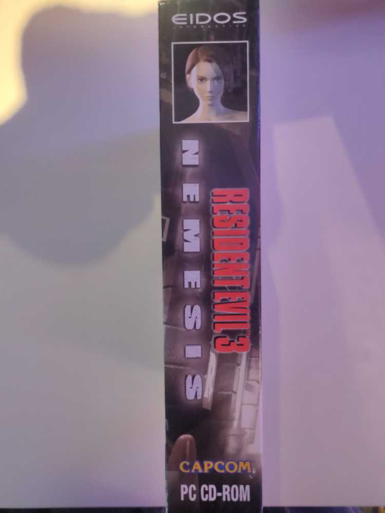 Resident Evil 3: Nemesis - PC (Capcom - 1) video game collectible [Barcode 5032921011778] - Main Image 3