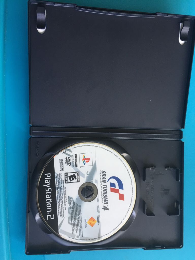 Gran Turismo 4 - Sony PlayStation 2 (PS2) video game collectible - Main Image 2