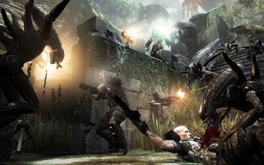 Aliens Vs Predator - Sony PlayStation 3 (PS3) (Sega - 2) video game collectible [Barcode 5055277004676] - Main Image 2