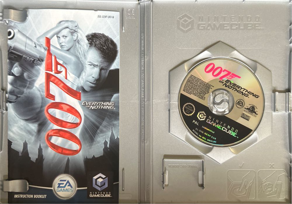 James Bond 007: Everything or Nothing - Nintendo GameCube (1-2) video game collectible [Barcode 2000084100007] - Main Image 3