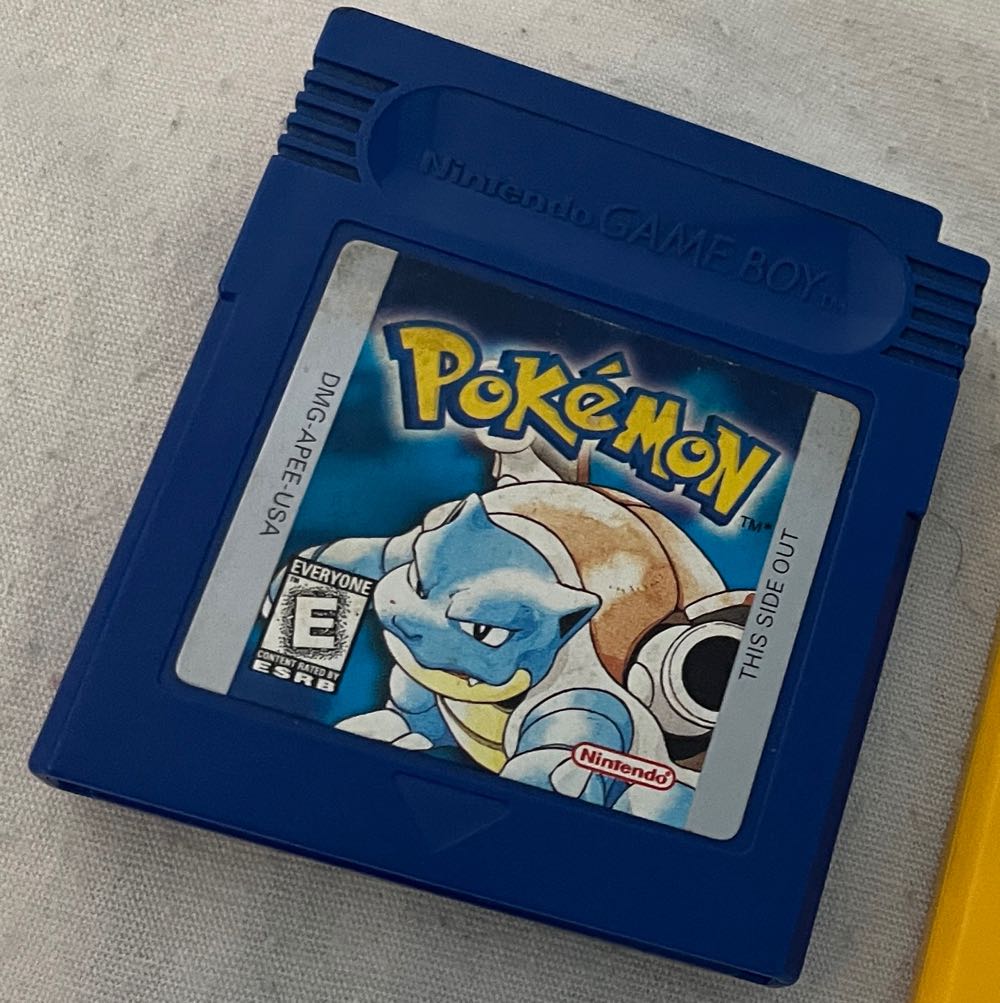 Pokémon Blue - Nintendo Game Boy video game collectible - Main Image 2