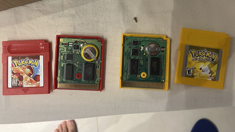 Pokémon Blue - Nintendo Game Boy video game collectible - Main Image 3