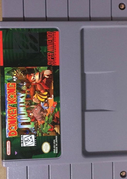 Donkey Kong Country - Nintendo Super Nintendo Entertainment System (SNES) (Nintendo - 1-2) video game collectible [Barcode 045496330613] - Main Image 3