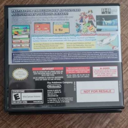 Pokémon SoulSilver - Nintendo DS (The Pokémon Company - 1) video game collectible - Main Image 2
