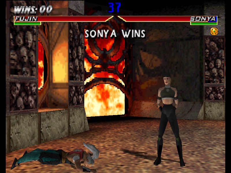 Mortal Kombat 4 - PC (Midway - 1-2) video game collectible [Barcode 742725162914] - Main Image 2