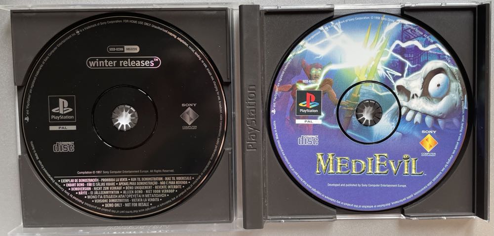Medievil - Sony PlayStation (Boite Et Notice) video game collectible [Barcode 111119793421] - Main Image 3