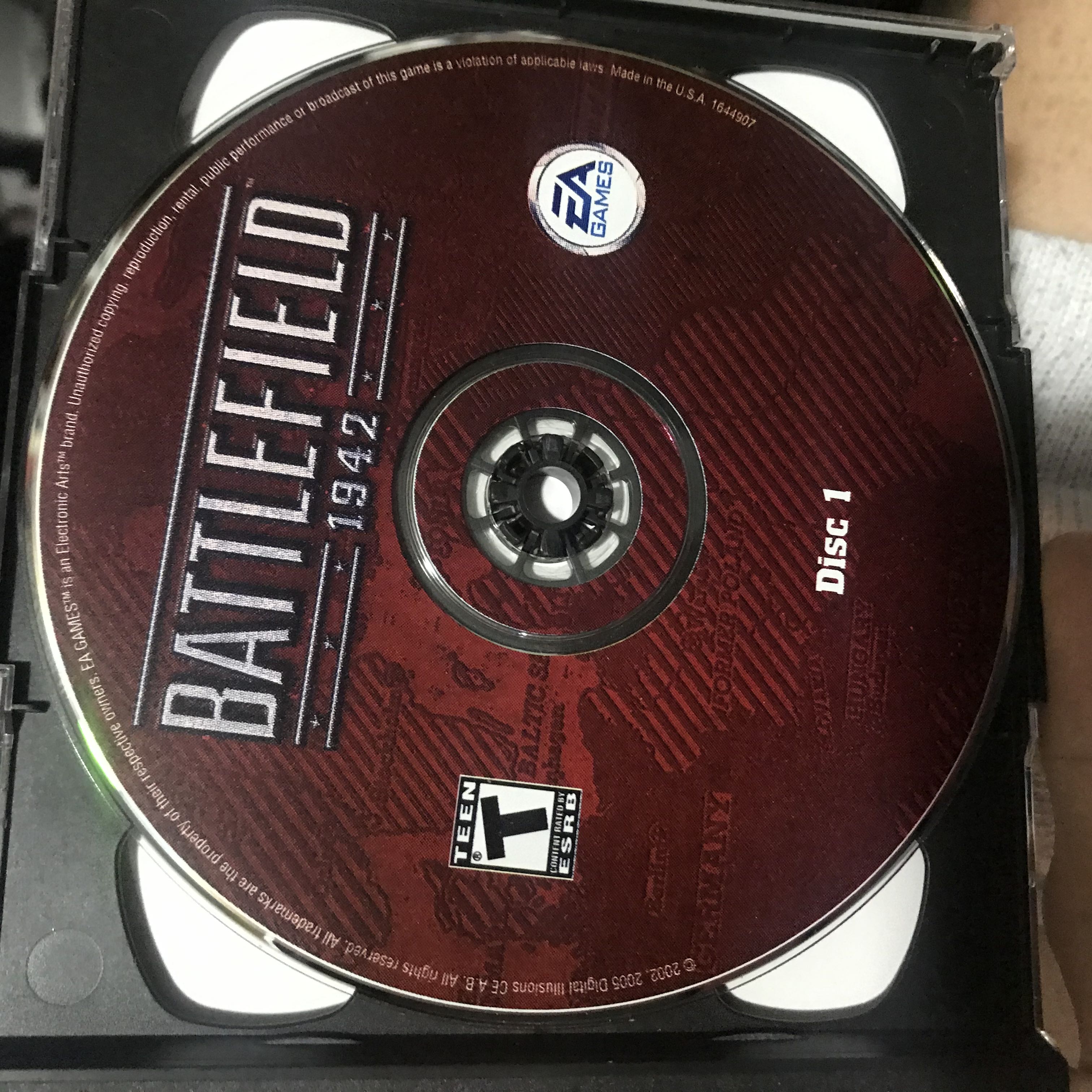 Battlefield 1942 - PC (Electronic Arts - 1-64) video game collectible [Barcode 014633125429] - Main Image 3