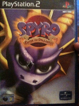 Spyro: Enter the Dragonfly - Sony PlayStation 2 (PS2) (Vivendi Universal Interactive Publishing - 1) video game collectible [Barcode 3348542162327] - Main Image 1