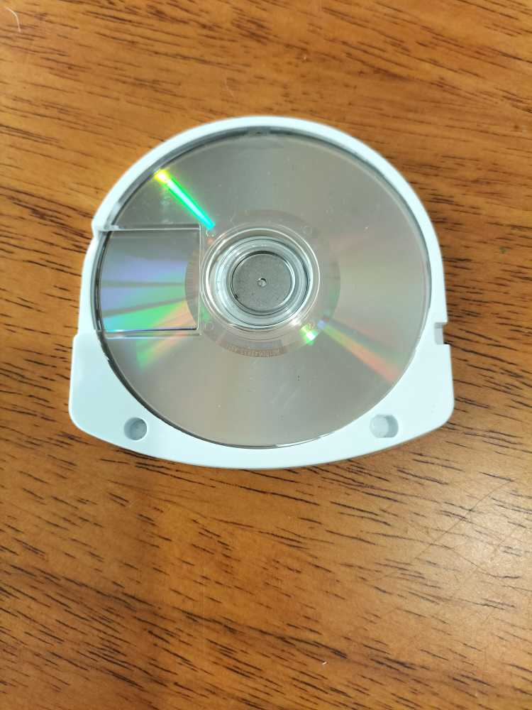 Crash Tag Team Racing - Sony PlayStation Portable (PSP) video game collectible [Barcode 22062672362] - Main Image 2