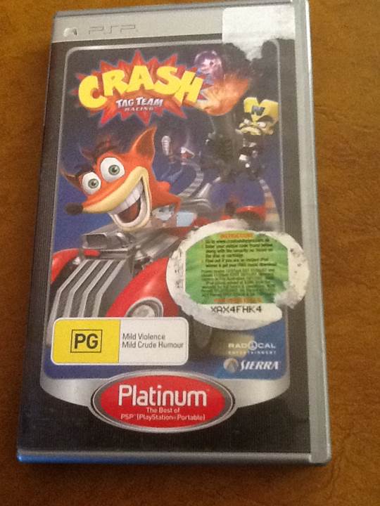 Crash Tag Team Racing - Sony PlayStation Portable (PSP) video game collectible - Main Image 1
