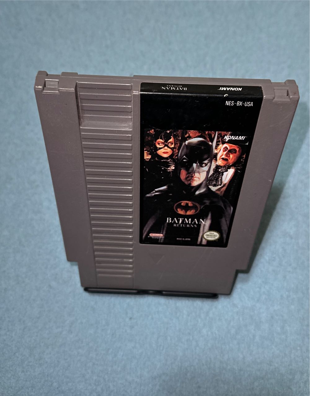 Batman Returns - Nintendo Entertainment System (NES) (Konami/Warner Bros. Interactive Entertainment) video game collectible - Main Image 3