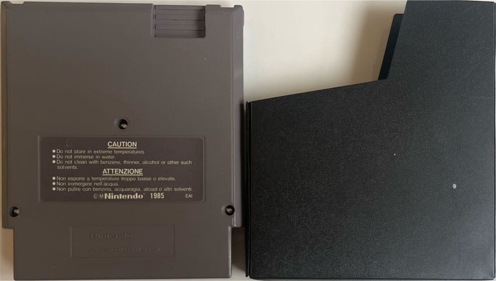 The Simpsons: Bart Vs The Space Mutants - Nintendo Entertainment System (NES) (Akklaim - 1) video game collectible - Main Image 4