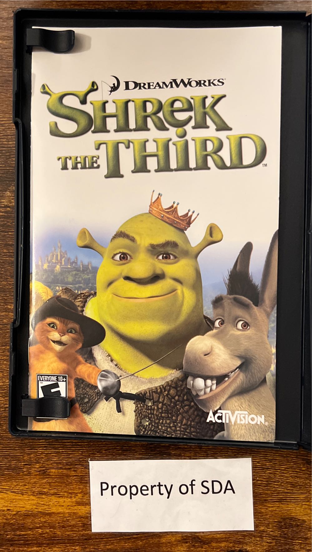 Shrek the Third - Sony PlayStation 2 (PS2) video game collectible [Barcode 047875820456] - Main Image 3