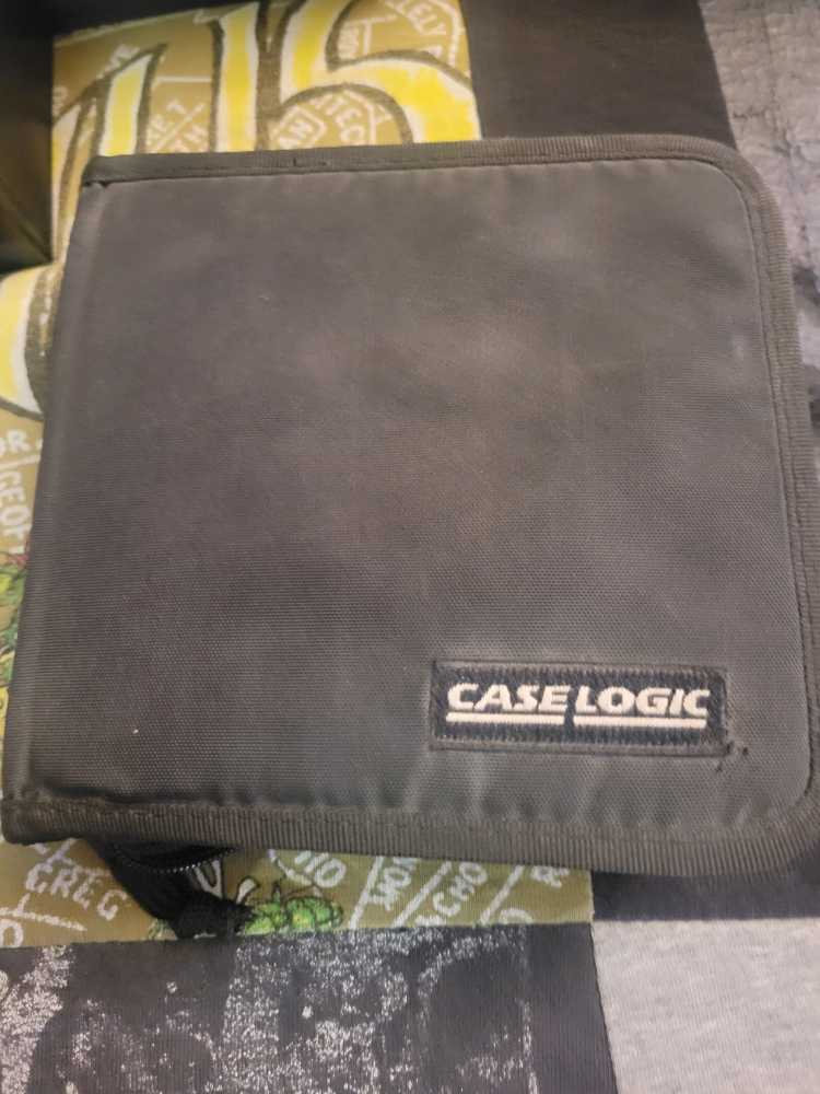 Devil May Cry 2 - Sony PlayStation 2 (PS2) (Capcom - 1) video game collectible [Barcode 0133388260140] - Main Image 4