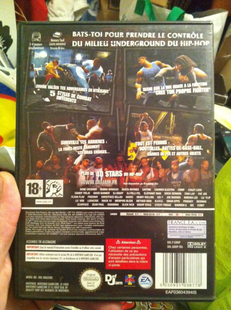 Def Jam Fight for NY - Nintendo GameCube (Electronic Arts - 1-4) video game collectible [Barcode 5030931038778] - Main Image 2