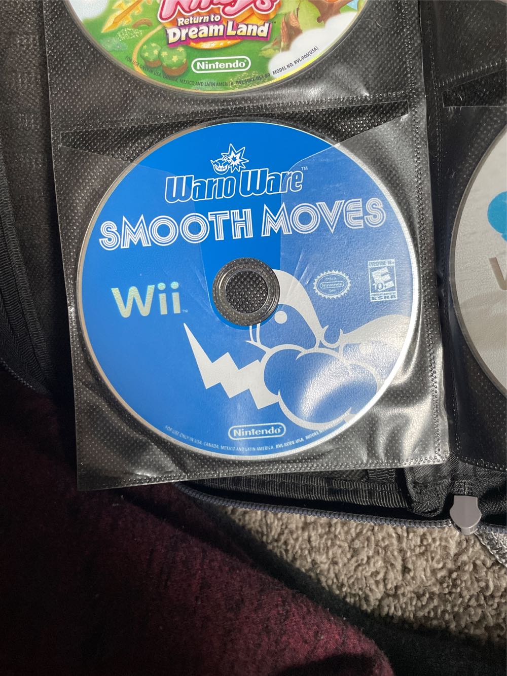 WarioWare Smooth Moves - Nintendo Wii (Nintendo - 2) video game collectible [Barcode 45496369636253] - Main Image 2