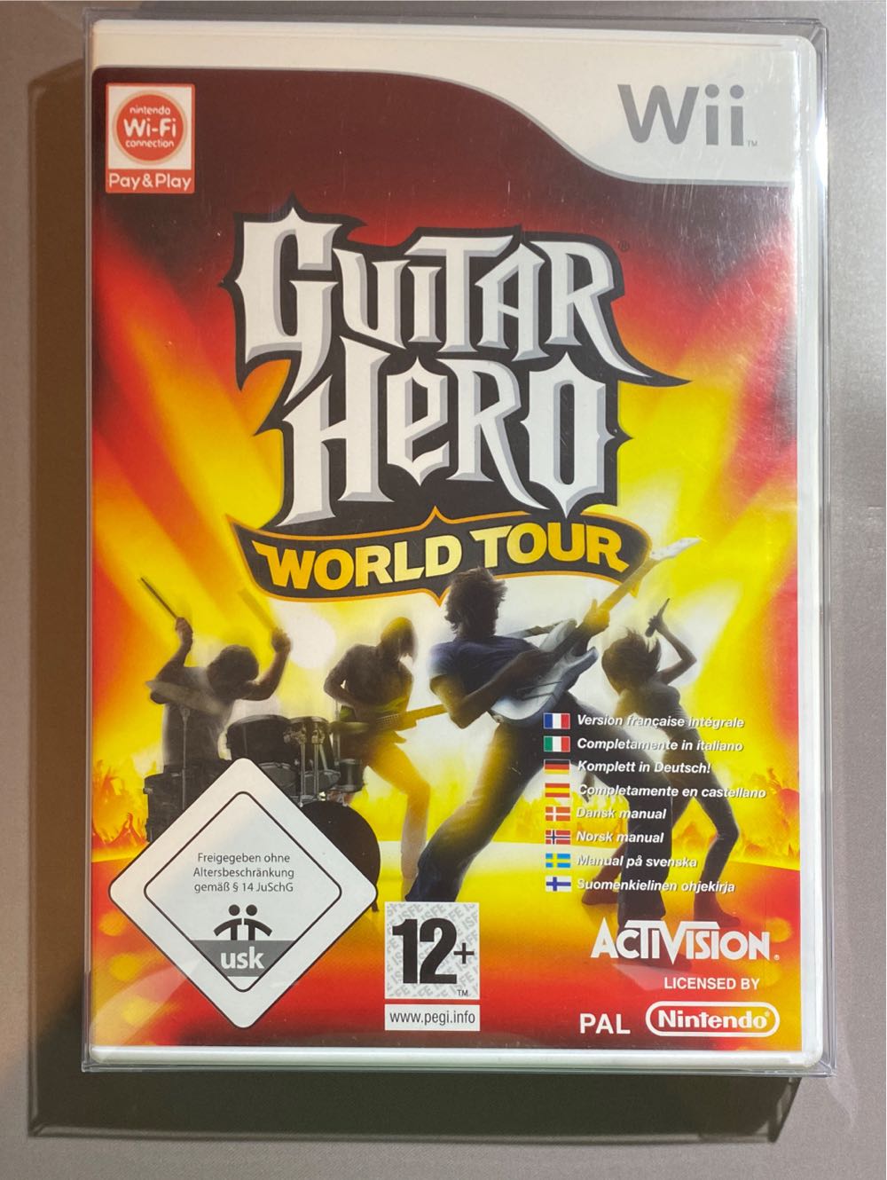 Guitar Hero: World Tour - Nintendo Wii video game collectible - Main Image 2