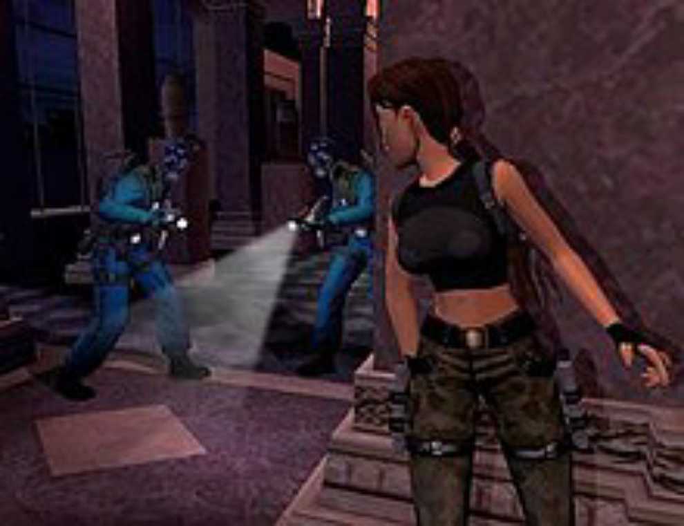 Lara Croft: Tomb Raider: The Angel Of Darkness - Sony PlayStation 2 (PS2) video game collectible - Main Image 2