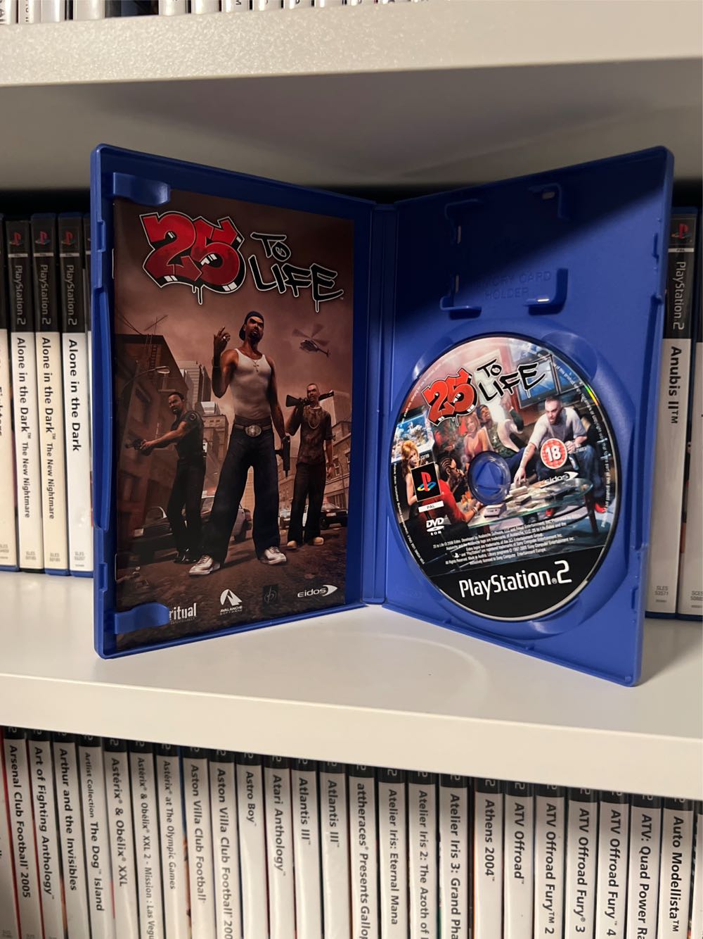 25 TO LIFE - Sony PlayStation 2 (PS2) (AVALANCHE - 1) video game collectible [Barcode 5021290026308] - Main Image 3