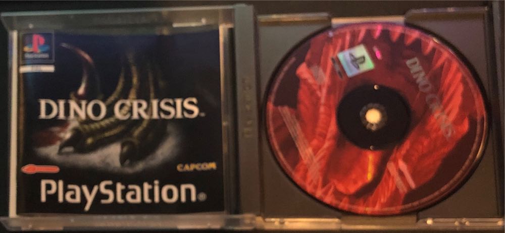 Dino Crisis - Sony PlayStation (Capcom - 1) video game collectible [Barcode 5028587082511] - Main Image 3
