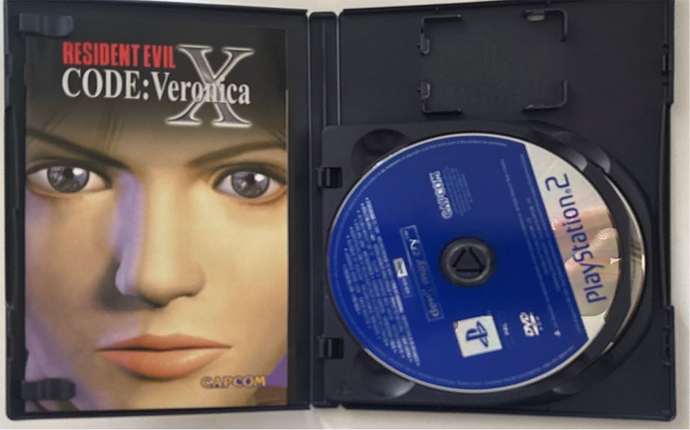 Resident Evil - Code: Veronica X - Sony PlayStation 2 (PS2) (Capcom - 1) video game collectible [Barcode 5055060920053] - Main Image 3