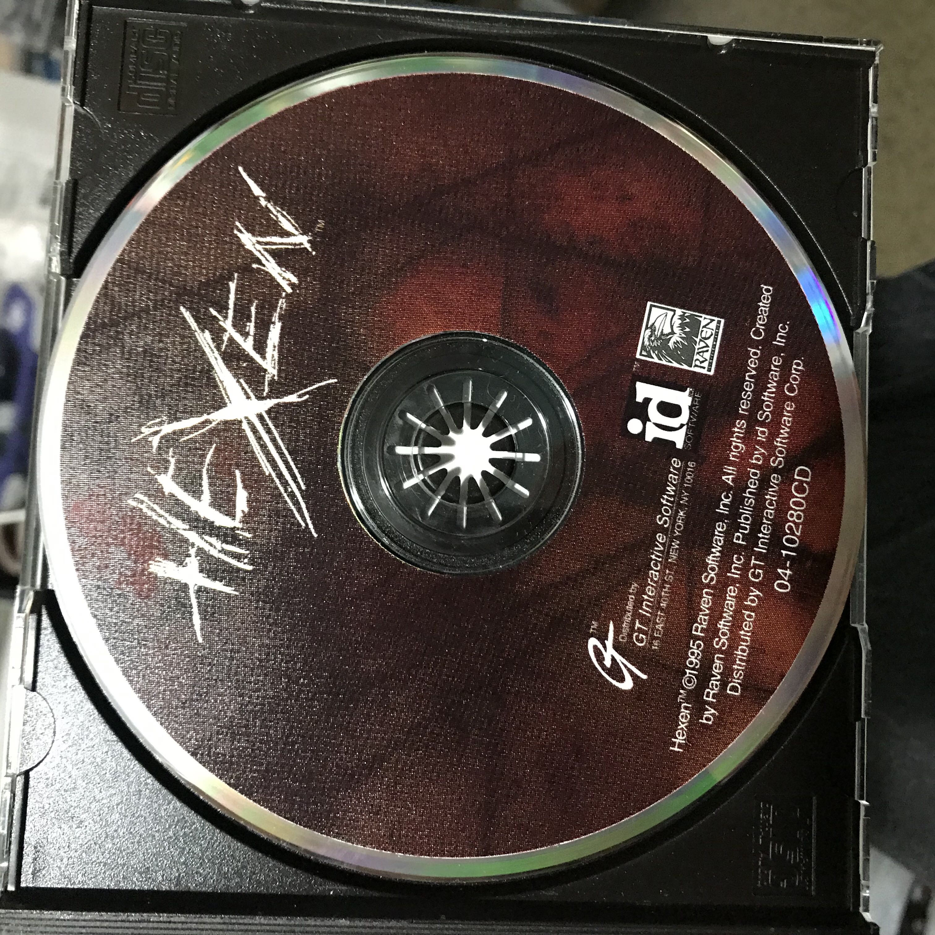 Hexen - PC (ID Software - 1) video game collectible [Barcode 742725102804] - Main Image 3