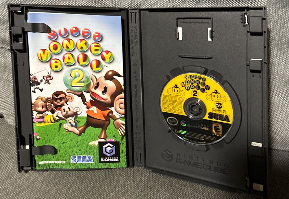 Super Monkey Ball 2 - PC (Sega - 4) video game collectible [Barcode 010086610123] - Main Image 3