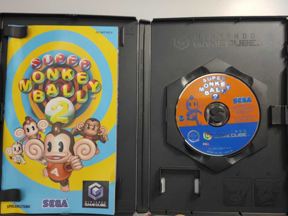 Super Monkey Ball 2 - Nintendo GameCube (Sega - 4) video game collectible [Barcode 3546430104194] - Main Image 3