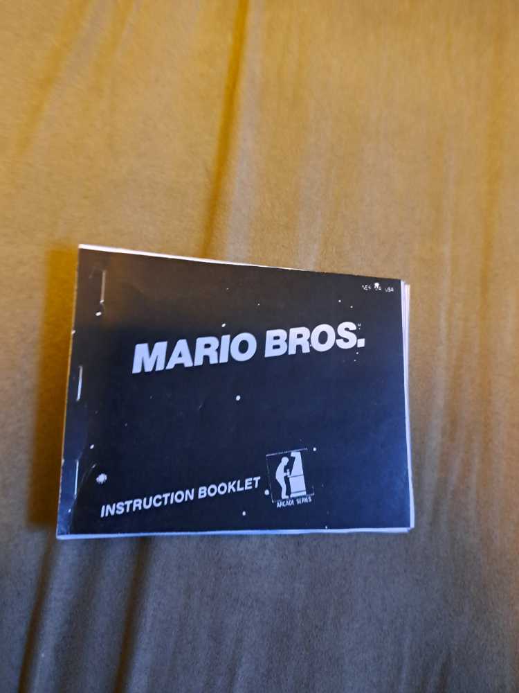 NES: Mario Bros. - Nintendo Entertainment System (NES) (Nintendo) video game collectible - Main Image 3