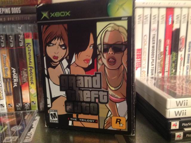 Grand Theft Auto Trilogy - Microsoft Xbox (Rockstar Games - 1) video game collectible [Barcode 710425299179] - Main Image 2