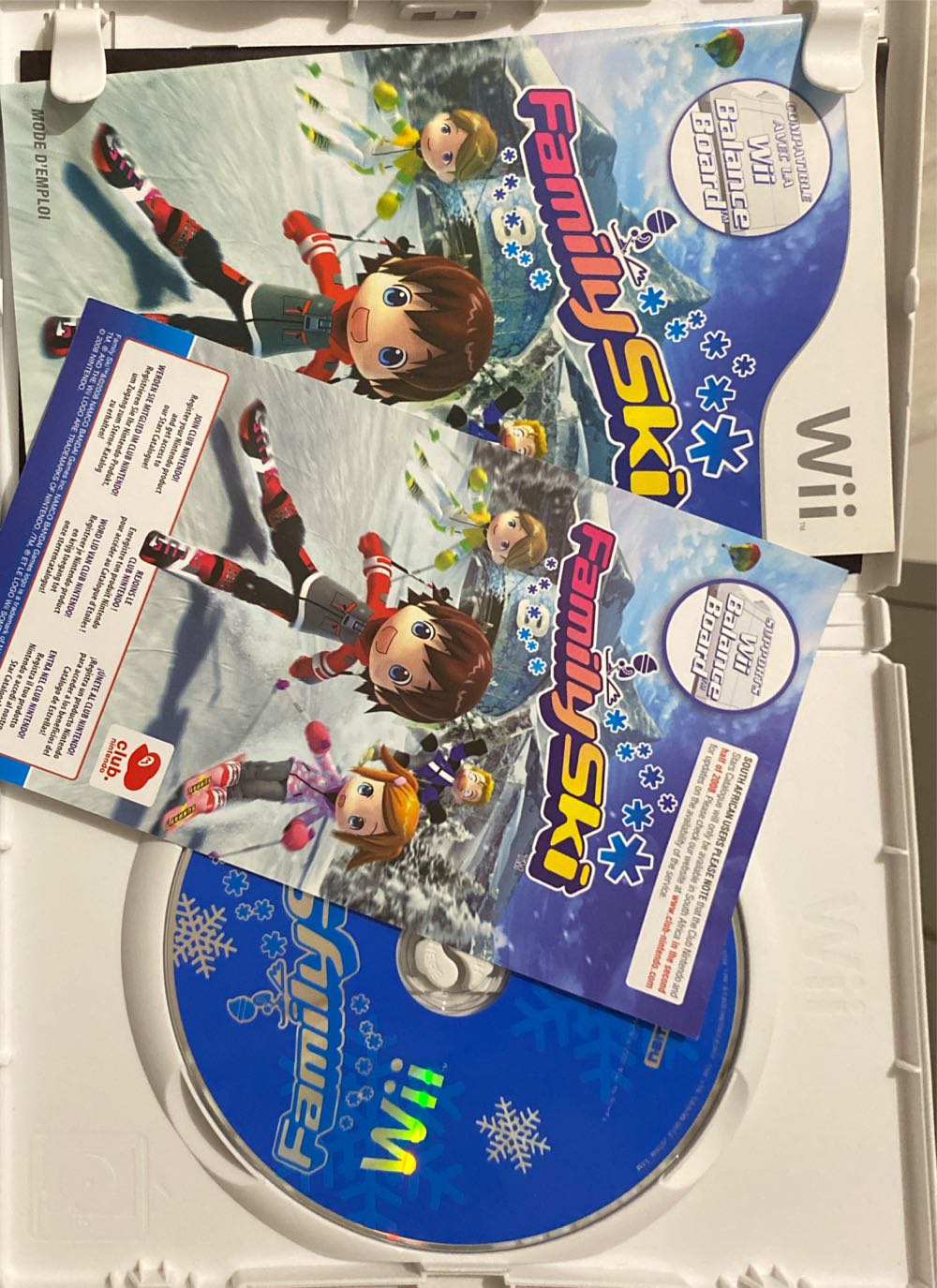 Family Ski - Nintendo Wii (Namco - 1-4) video game collectible [Barcode 045496365813] - Main Image 3