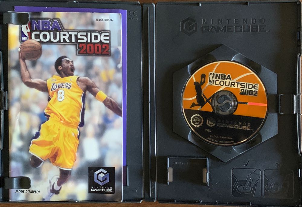 NBA Courtside 2002 - Nintendo GameCube (Nintendo - 1-4) video game collectible [Barcode 045496390228] - Main Image 3