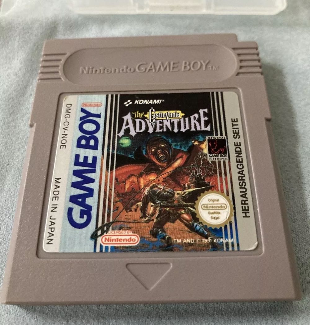 Castlevania - Nintendo Game Boy video game collectible - Main Image 2