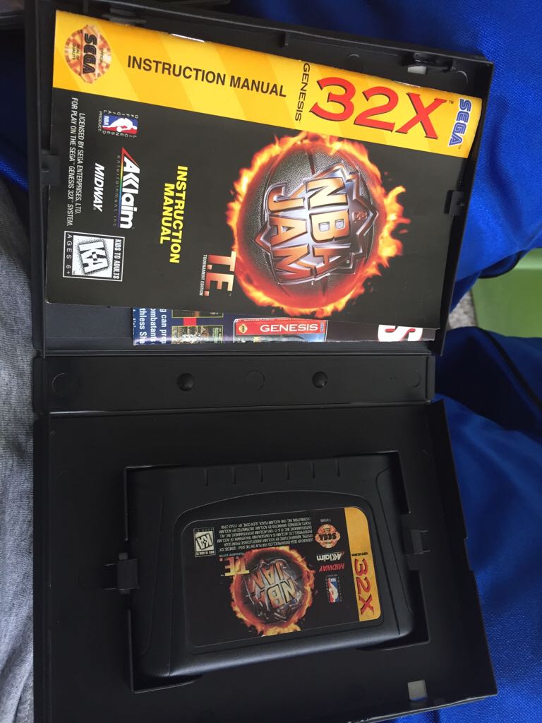 NBA Jam: Tournament Edition - Sega 32X (Akklaim Entertainment) video game collectible - Main Image 2