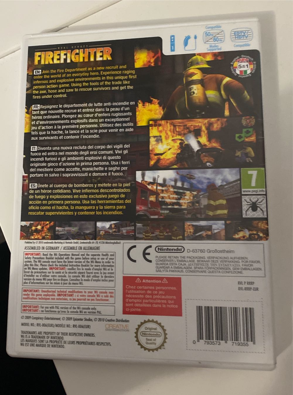 Real Heroes Firefighter - Nintendo Wii (Rondomedia - 1) video game collectible [Barcode 793573719355] - Main Image 2