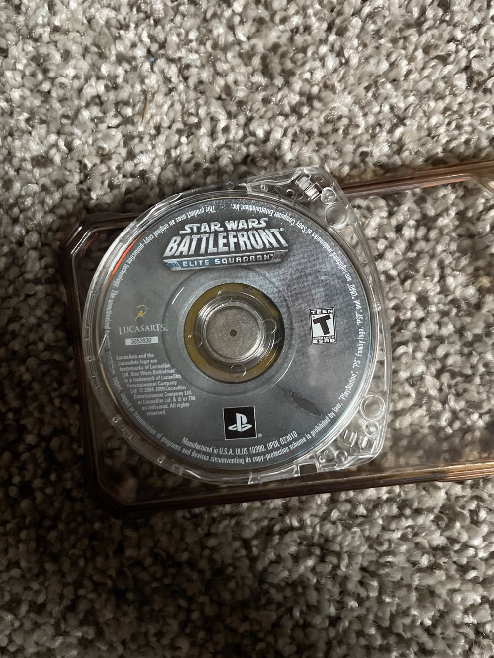 Star Wars Battlefront : Elite Squadron - Sony PlayStation Portable (PSP) (LucasArts - 1) video game collectible [Barcode 023272007379] - Main Image 3