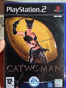 Catwoman - Sony PlayStation 2 (PS2) video game collectible [Barcode 5030943038513] - Main Image 1