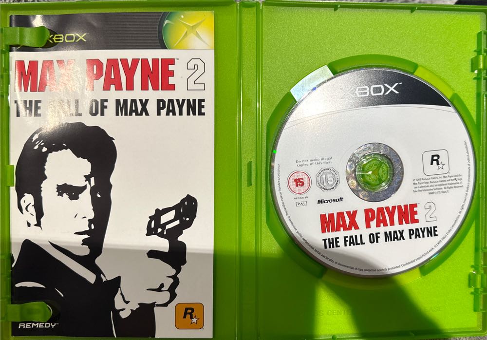 Max Payne 2: The Fall of Max Payne - Microsoft Xbox (Rockstar Games - 1) video game collectible [Barcode 5026555240543] - Main Image 3