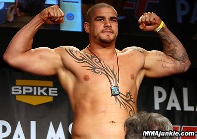 UFC Undisputed 2010 - Microsoft Xbox 360 (THQ - 2) video game collectible [Barcode 752919551752] - Main Image 9