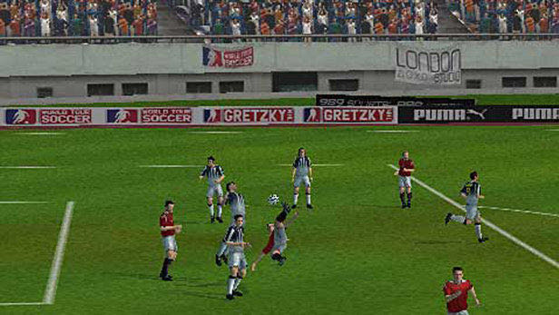 World Tour Soccer: Challenge Edition - Sony PlayStation Portable (PSP) (Sony Computer Entertainment - 1) video game collectible [Barcode 711719675754] - Main Image 4