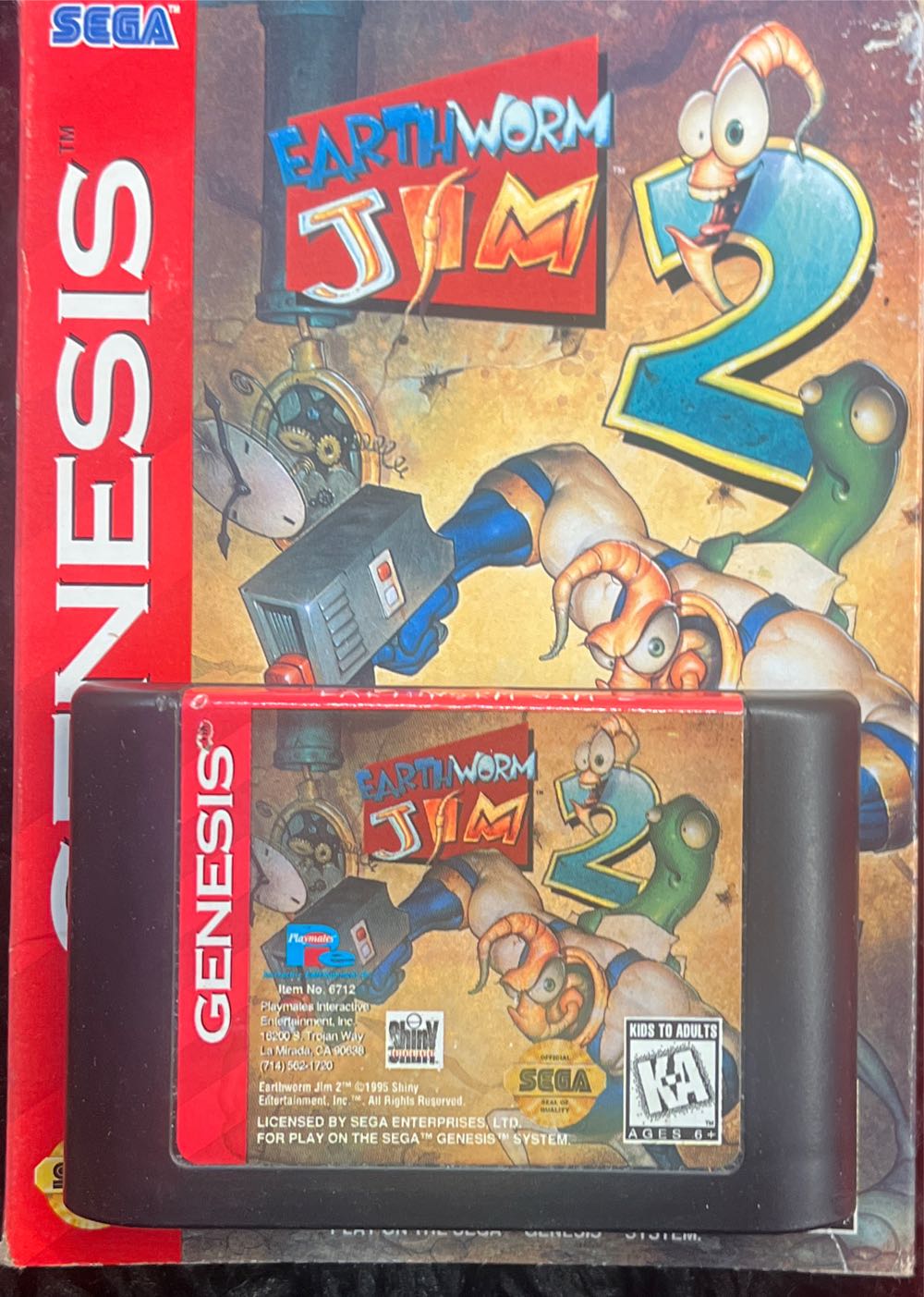 Earthworm Jim 2 - Sega Genesis (Mega Drive) (Playmates Interactive Entertainment - 1) video game collectible [Barcode 796298067121] - Main Image 4
