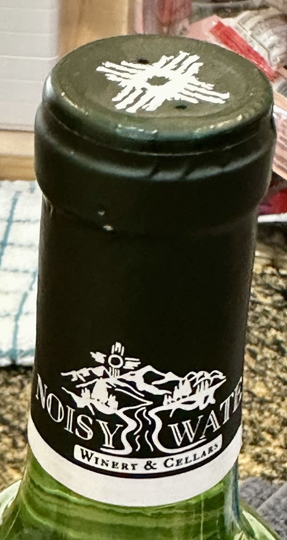 Besito Caliente Green Chile Wine - White Table Wine wine collectible [Barcode 685259027840] - Main Image 4